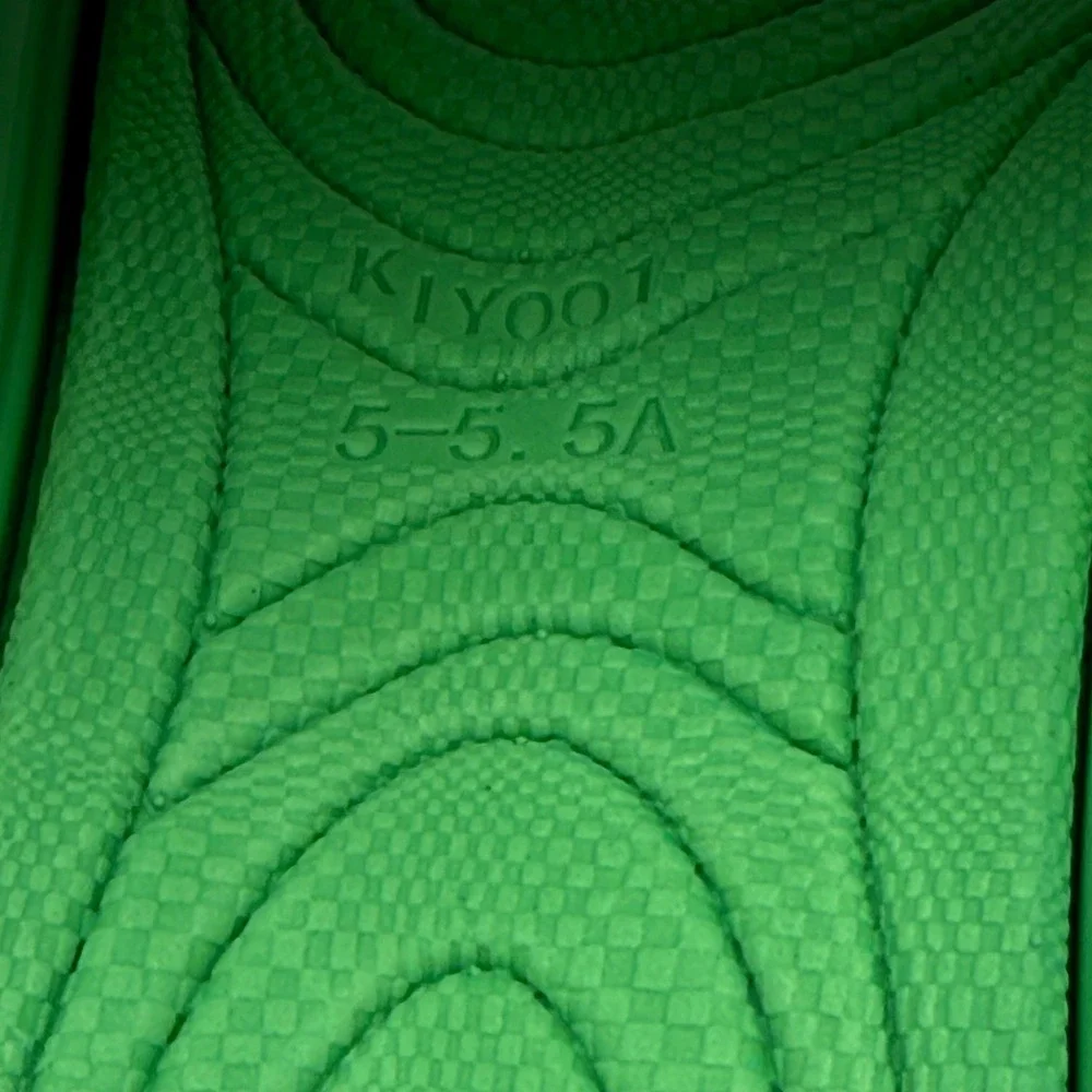 KIY Studios Men's Green Slide Sandals Comfort Cloud Footbed Size 5 NIB